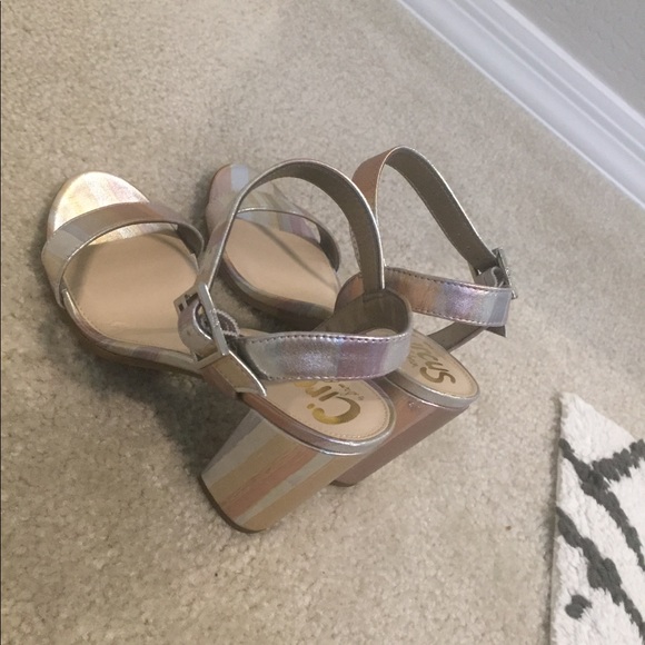 Sam Edelman silver heels - Picture 2 of 2